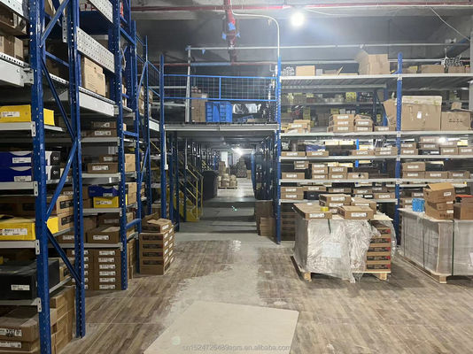 Assemblage de la porte arrière droite pour les pièces de la carrosserie E2 EL-6201019/77