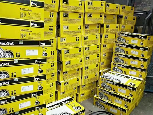 Pièces détachées automobiles d'origine pour BYD SONG L Pare-chocs avant Carrosserie basse 2024 Accessoires UFEA